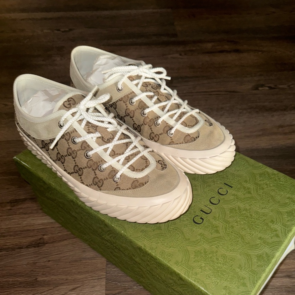 Gucci canvas sneakers